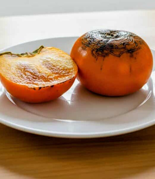 Hurmi kaki 'Ragno' , kuriérom